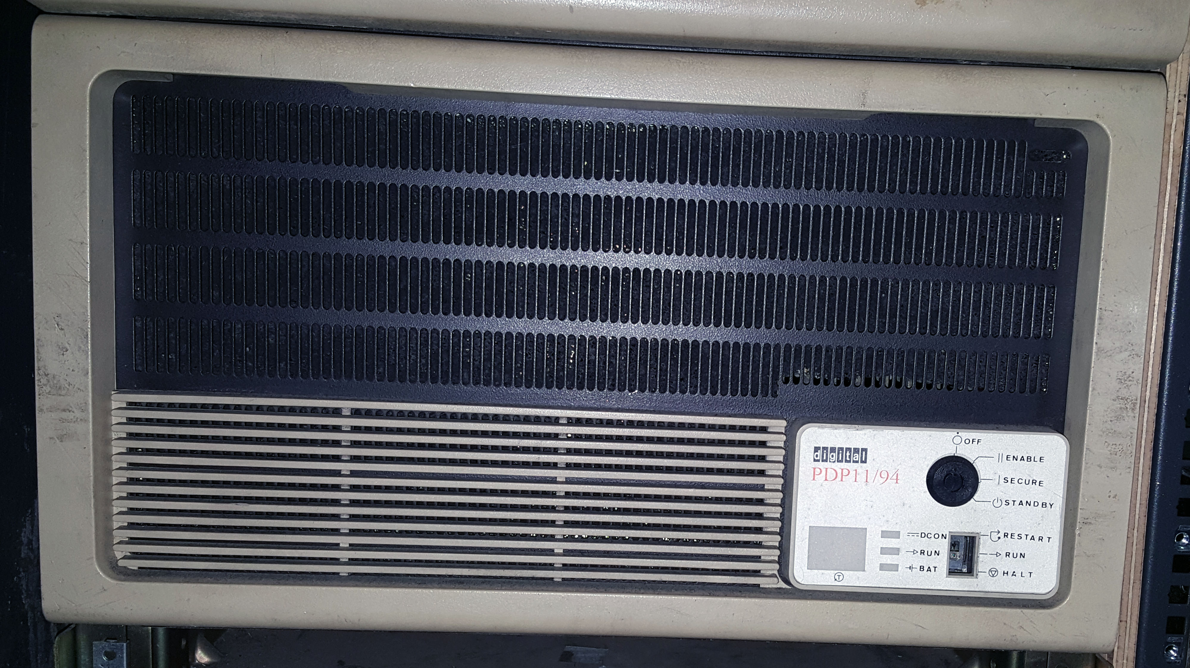 PDP-11/94: 2016 11 07 13.06.22