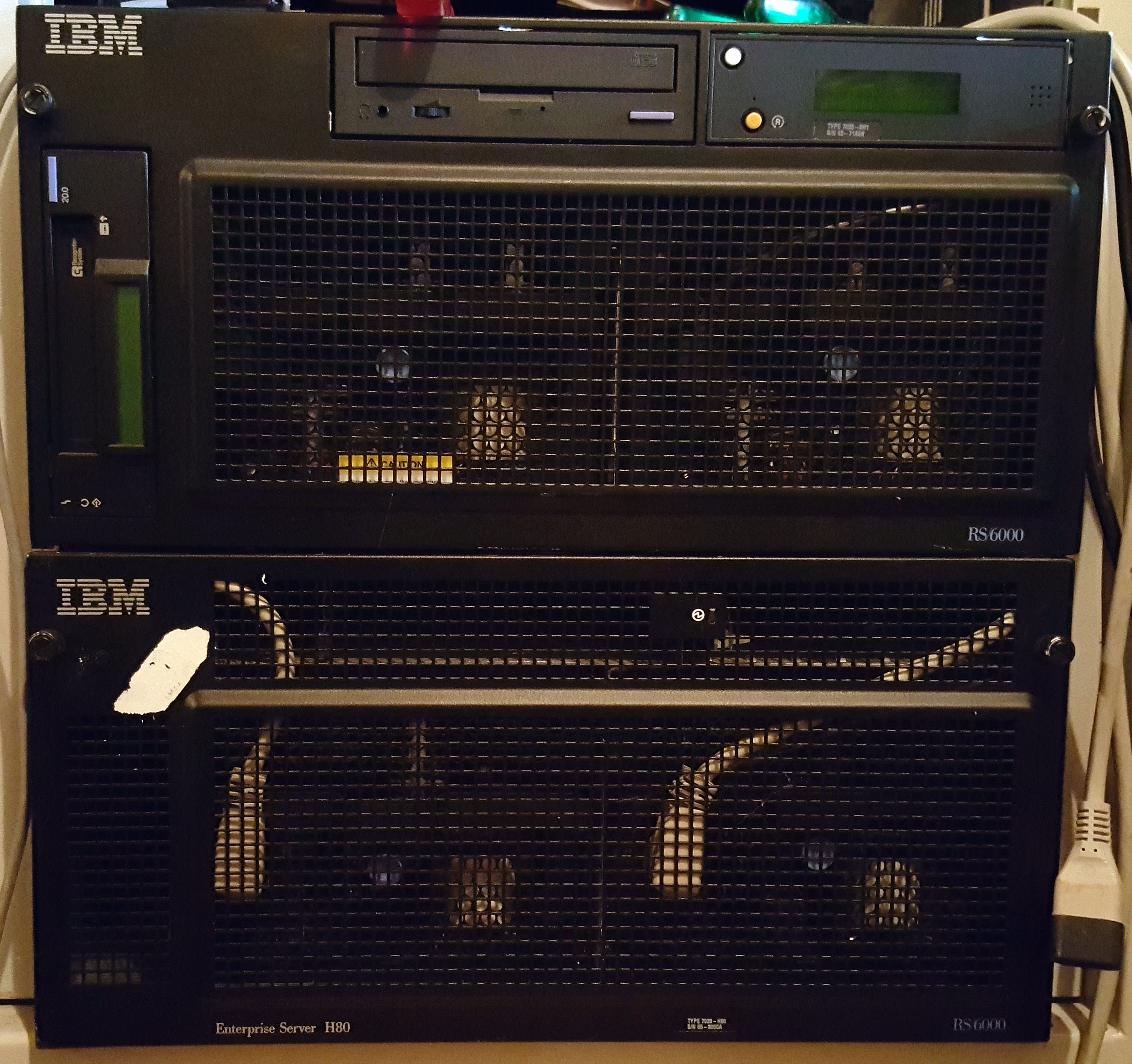 RS/6000 7026-H80: 2016 11 07 13.01.51